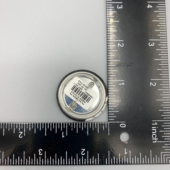 Crux The Promised Neverland Norman Pin Anime Pin Animation Button Pin Badge - Picture 7 of 7